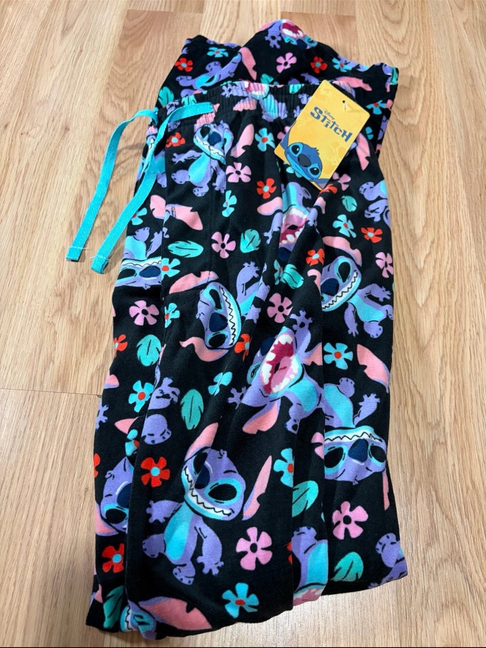 Disney Lilo and Stitch Stitch Women’s Pajama Pants Size L New with Tags
